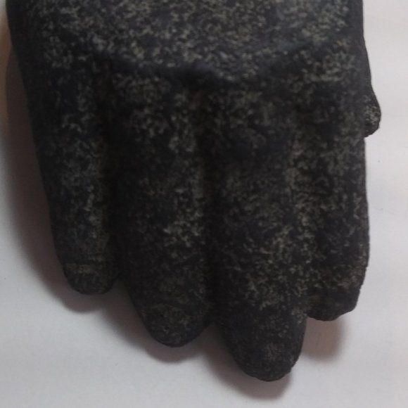 Volcanic Stone Incense Holder  Black Hand lotus flower - Picture 13 of 16